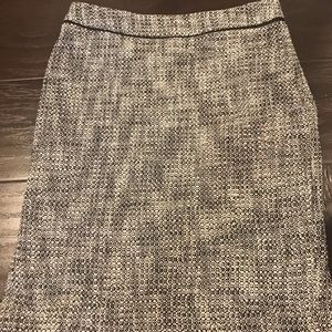 🌟White House Black Market Plaid Skirt 🌟